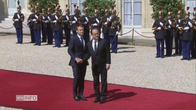 François Hollande quitte l'Elysée après la passation de pouvoir