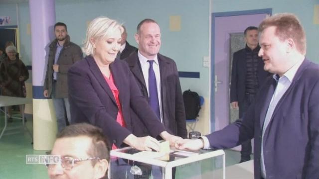 Marine Le Pen vote à Hénin-Beaumont