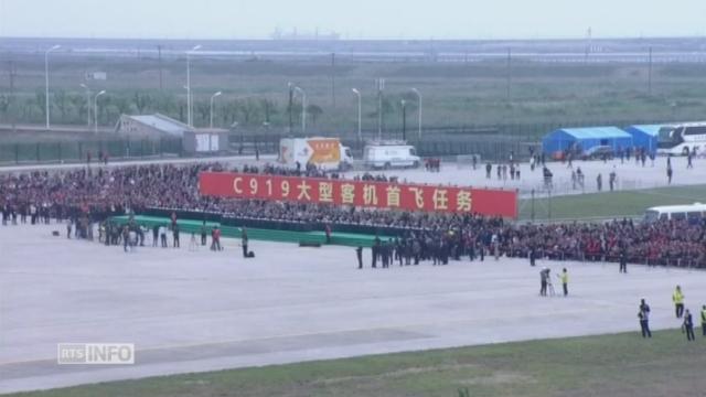 Le premier avion chinois prend son envol