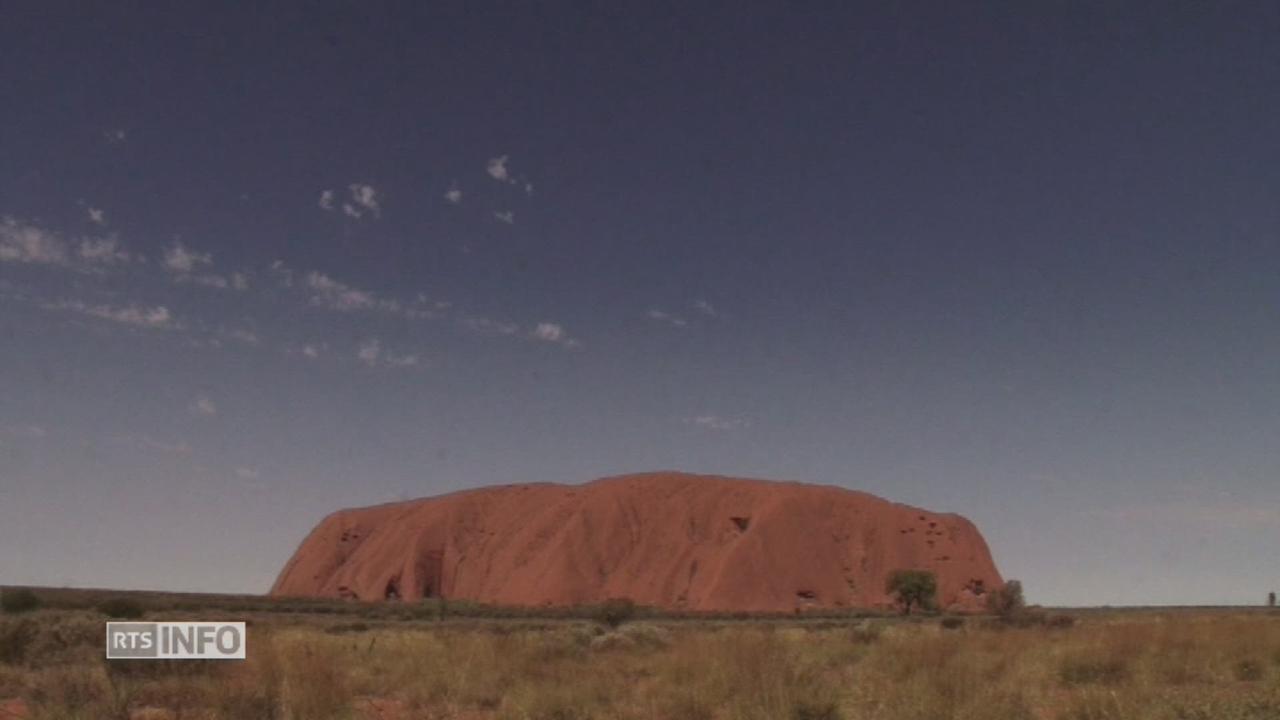 Touristes interdits d'Uluru dès 2019