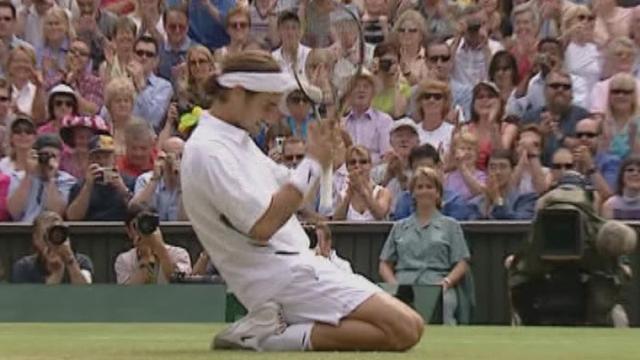 L'émotion de Roger Federer après sa victoire à Wimbledon en 2003 [RTS]