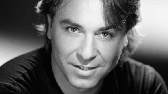 ROBERTO ALAGNA [wikipedia - Studio Harcourt Paris]