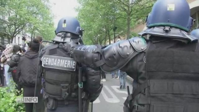 Une manifestation de lycéens anti-FN et Macron dégénère à Paris