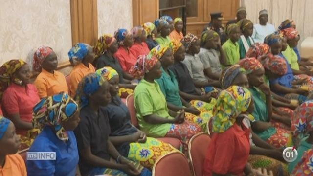 Nigéria: les 82 lycéennes libérées par Boko Haram ont été reçues par le président