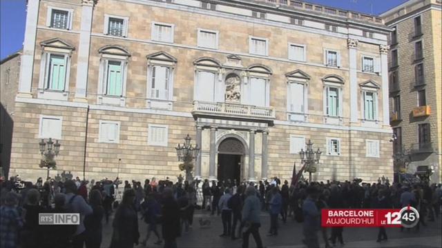 Catalogne: la région vit son premier jour sous l'administration directe du gouvernement espagnol