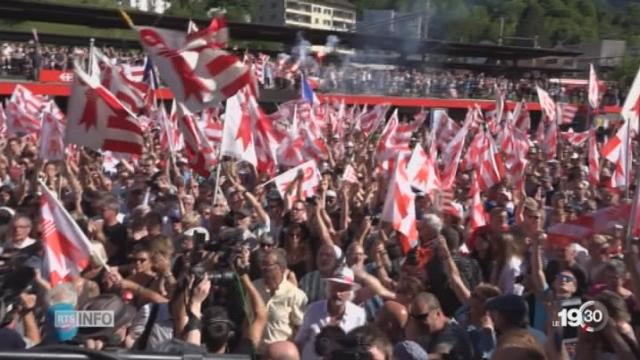 Les pro-Jurassiens et les pro-Bernois dans la rue.