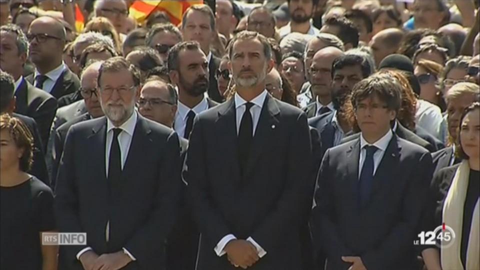 Attentat à Barcelone: la ville observe une minute de silence en hommage aux victimes