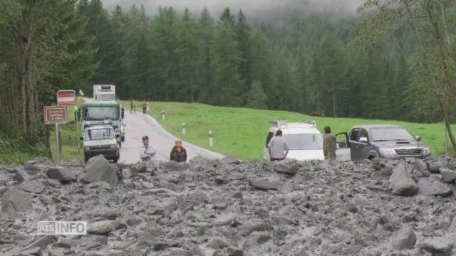 Une Coulée De Boue Coupe La Route De La Fouly En Valais - Rts.ch - Valais