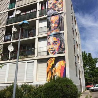 Immeuble dans les quartiers Nord de Marseille [RTS - Judith Chétrit]