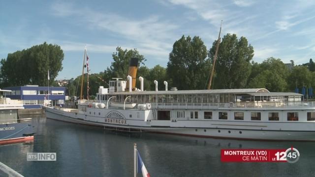 VD: le navire à vapeur, Le Montreux, a pu rejoindre les eaux après rénovation