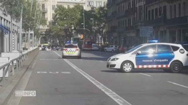 Les premières images aux abords des Ramblas à Barcelone après la collision