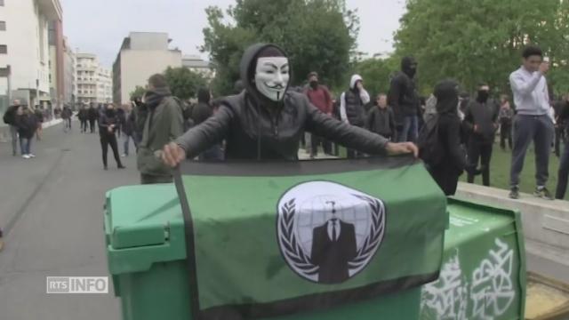 Heurts durant une manifestation anti-FN à Paris