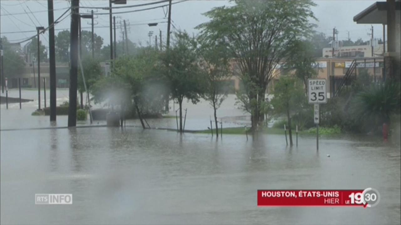 Etats-Unis: Houston durement frappée par des pluies torrentielles