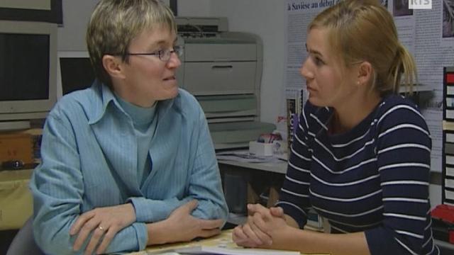 Sauvegarde des patois de Savièse par Anne-Gabrielle Bretz-Héritier en 2005. [RTS]