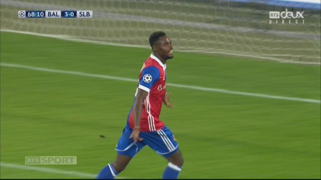 Ligue des Champions, Gr. A, Bâle - Benfica (4-0): erreur de la défense portugaise, et but d'Oberlin