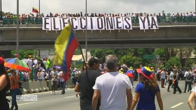 Manifestation monstre et heurts à Caracas