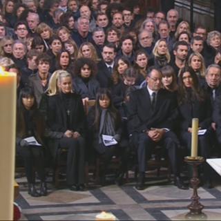 Hommage à Johnny Hallyday dans l'église de la Madelaine à Paris. [RTS]