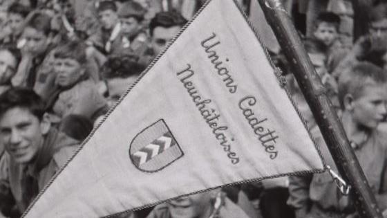 Fête cantonale neuchâteloise des Unions cadettes en 1956. [RTS]