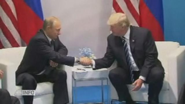 "C'est un honneur d'être à vos côtés", a dit Donald Trump à Vladimir Poutine