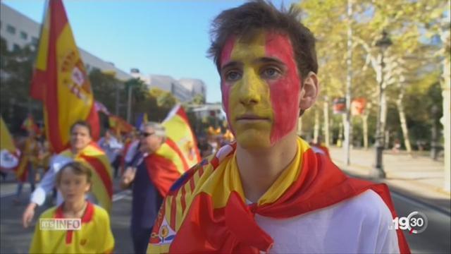 Barcelone: des centaines de milliers d'unionistes dans les rues