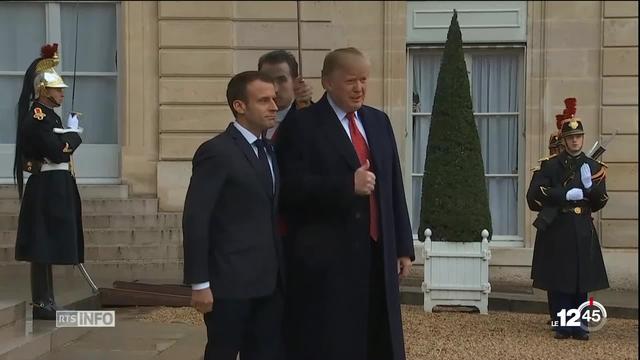 Avant son arrivée en France pour les commémorations de la fin de la Première guerre mondiale, Donald Trump a mis la pression sur ses partenaires européens. En cause, un tweet polémique destiné à son hôte Emmanuel Macron.