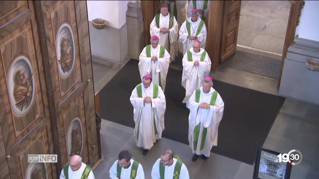 La Conférence des évêques suisses prend des mesures contre les abus sexuels. Ils seront dorénavant systématiquement dénoncés.