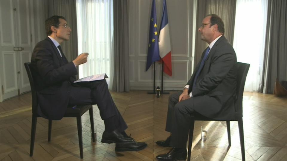 François Hollande parle de l'humour