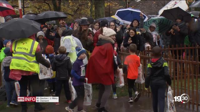 Des milliers d'enfants ont participé à la course de l'Escalade malgré la pluie