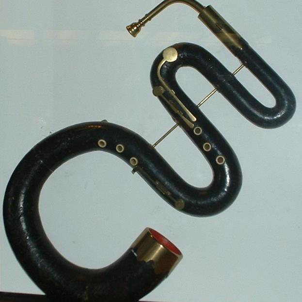 Serpent instrument de musique [Wikipedia]