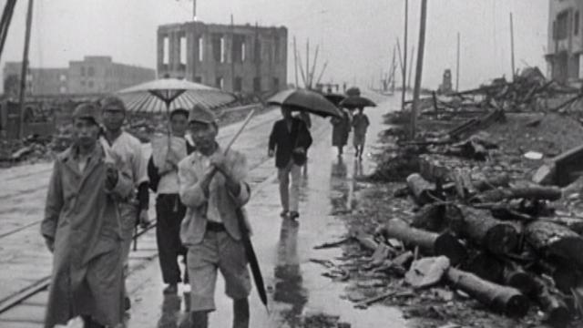 Le Japon sous le feu nucléaire en août 1945.