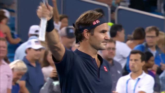 1-4, R.Federer (SUI) - S-Wawrinka (SUI) 6-7, 7-6, 6-2: grand format de la rencontre