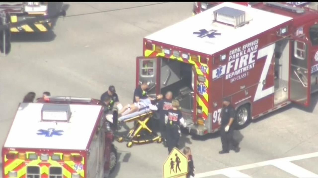 Un ancien élève d'un lycée de Floride tue 17 personnes