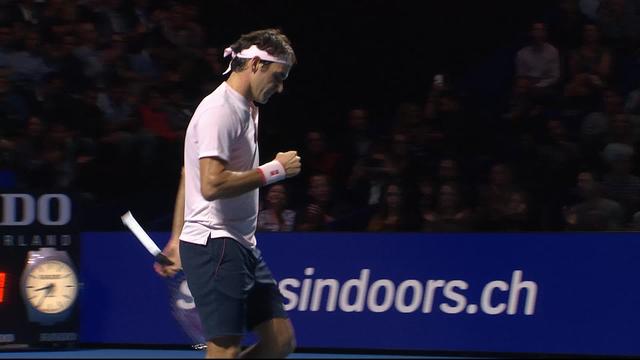 1-4, Roger Federer (SUI) – Gilles Simon (FRA) (7-6): Roger remporte le premier set au tie-break (7-1)