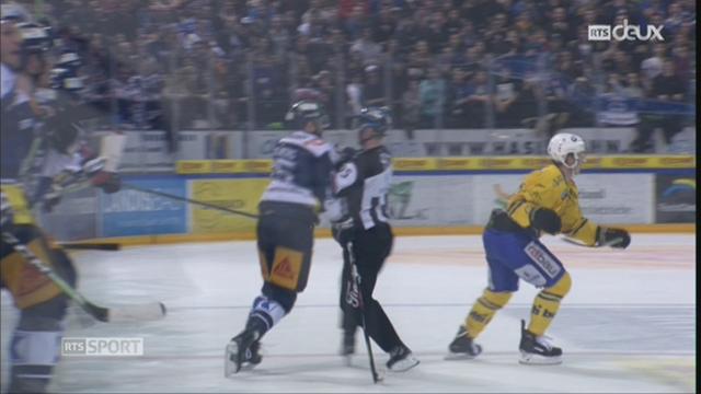 Hockey: Viktor Stalberg est suspendu pour avoir frappé un arbitre