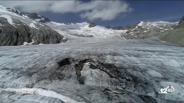 Découverte exceptionnelle sur le glacier du Gauli dans l'Oberland bernois: l'épave d'un Dakota qui s'était écrasé il y a 70 ans