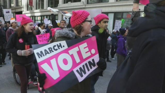 Des milliers de manifestants anti-Trump à Chicago