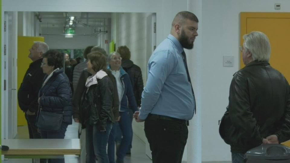 Portes ouvertes au centre fédéral d'asile de Boudry (NE)