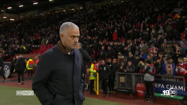 José Mourinho n'est plus l'entraîneur de Manchester United. Il a été remercié par le club.