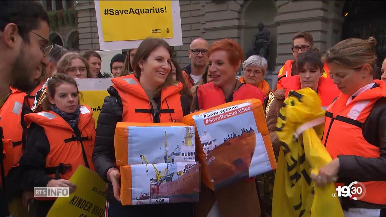 Une pétition de 25.000 signatures demande un pavillon suisse pour le navire.
