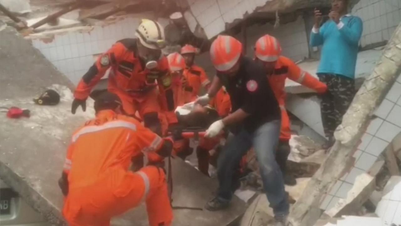 L'Indonésie demande l'aide internationale après le séisme au Célèbes