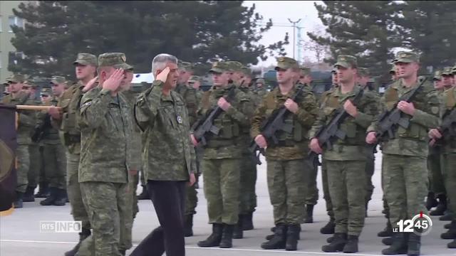 Le Kosovo a désormais sa propre armée, mais le voisin serbe s'inquiète du sort de sa minorité présente sur le territoire.