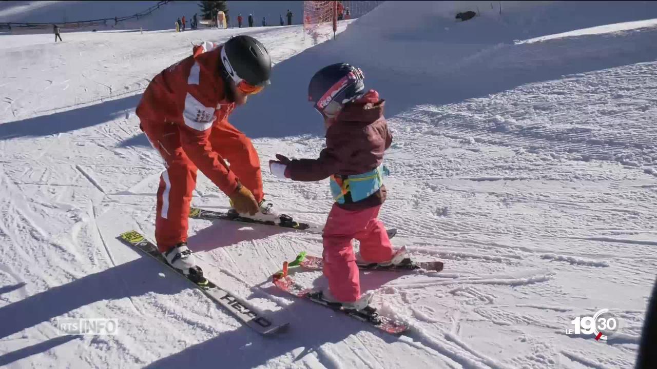 Les stations de ski multiplient les initiatives pour séduire les jeunes skieurs, toujours moins nombreux.