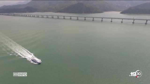 Le plus long pont du monde, 50 km, a été inauguré ce matin par le président chinois Xi Jinping.