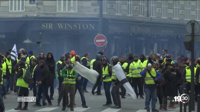 « Gilets jaunes » à Paris : heurts et arrestations