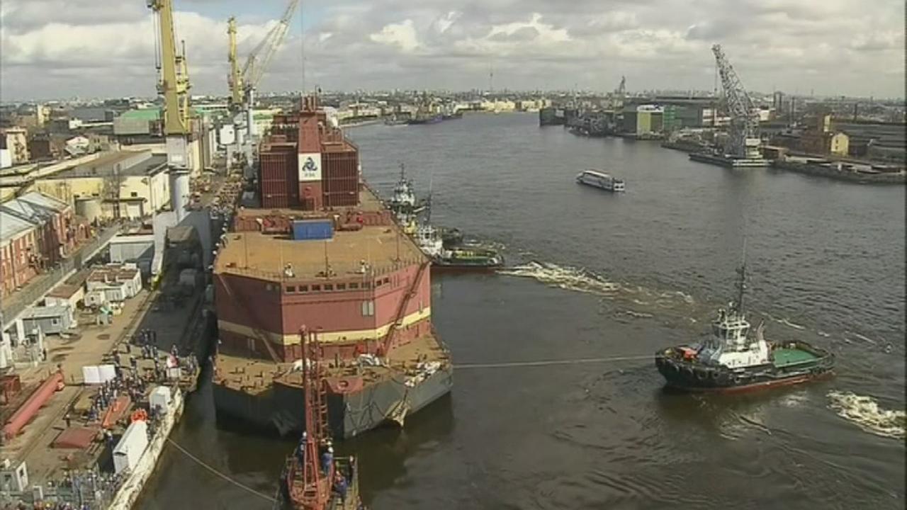 La première centrale nucléaire flottante russe mise à l'eau