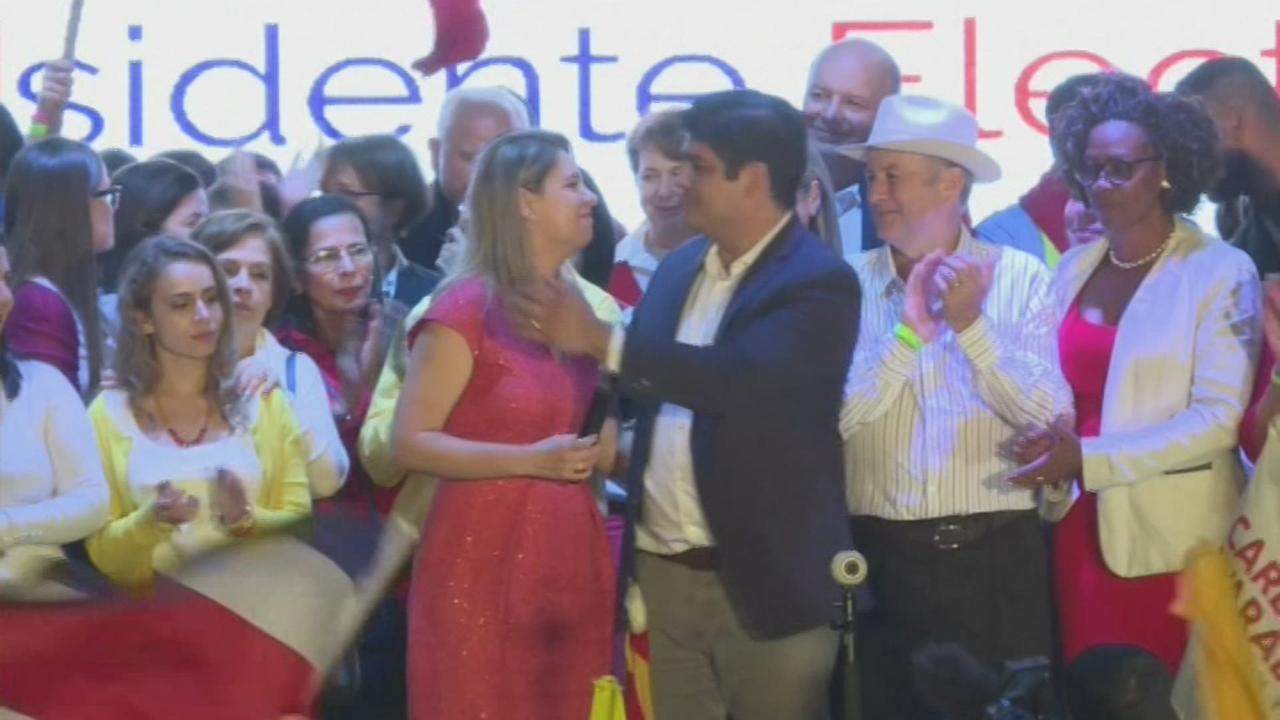 Elu président du Costa Rica, Carlos Alvaredo promet "l'unité"