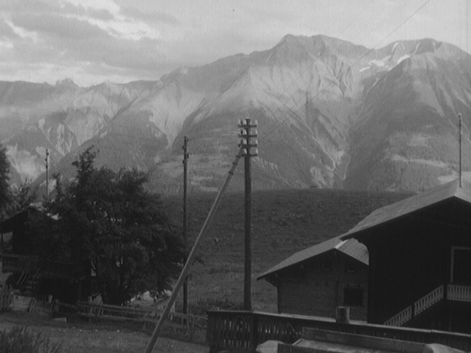 Des poteaux et des villages...