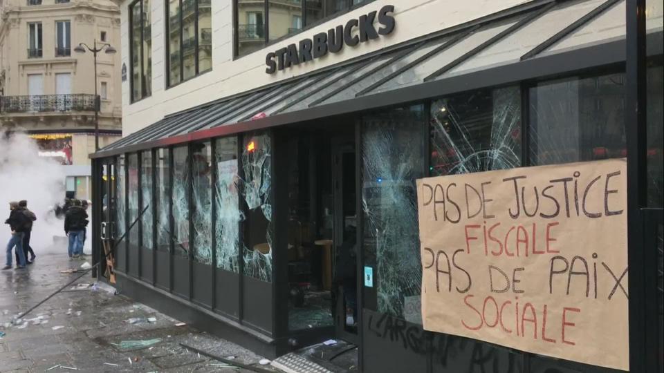 Starbucks pris pour cible par les "gilets jaunes"