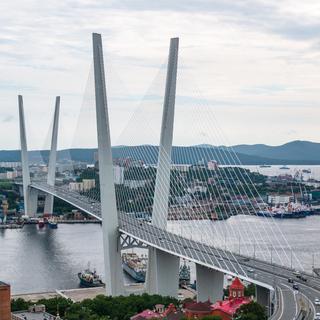 Pont d'or Zolotoy, Vladivostok, Russie [fotolia - Alexey]