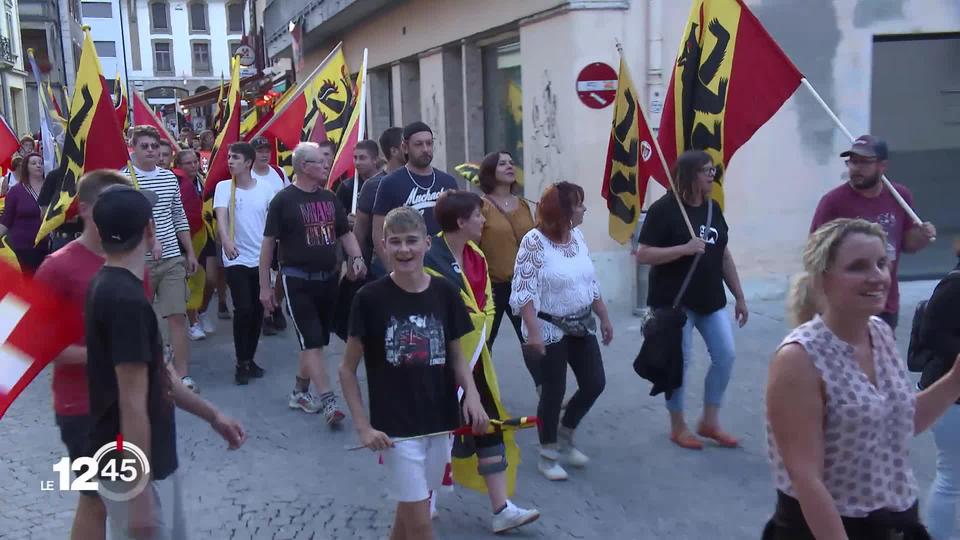 A Moutier, hier soir, après le verdict du tribunal administratif, les pro-Bernois sont descendus dans la rue